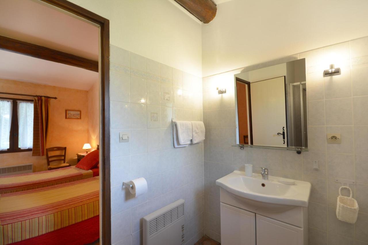 Chambre D'Hotes Au Vieux Chene Grillon Buitenkant foto